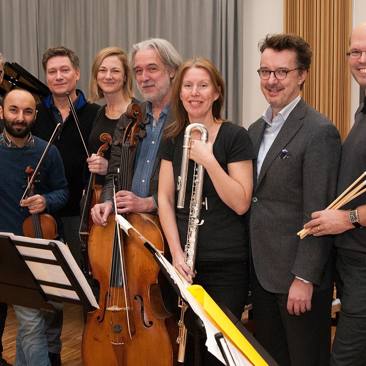 Gruppbild av ensemble Norrbotten NEO från en repetition