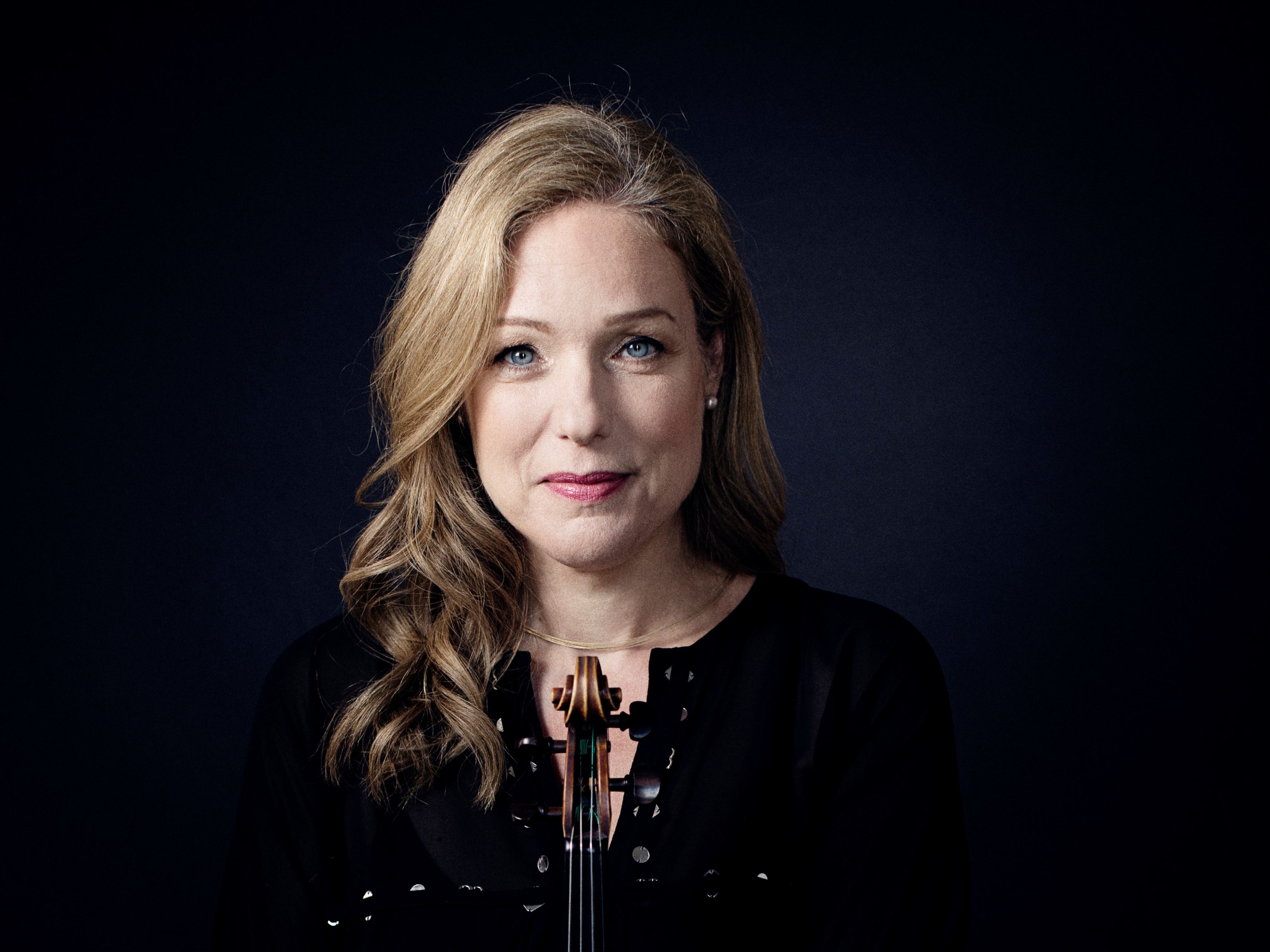 Porträttbild av violinisten Isabelle van Keulen