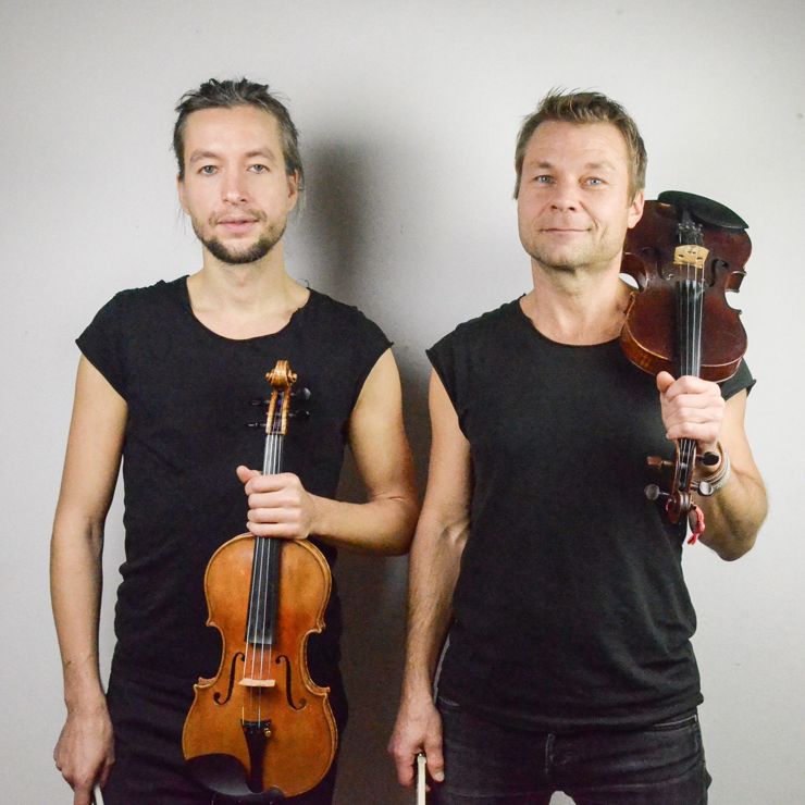 Polkagympa med Daniel och Samuel