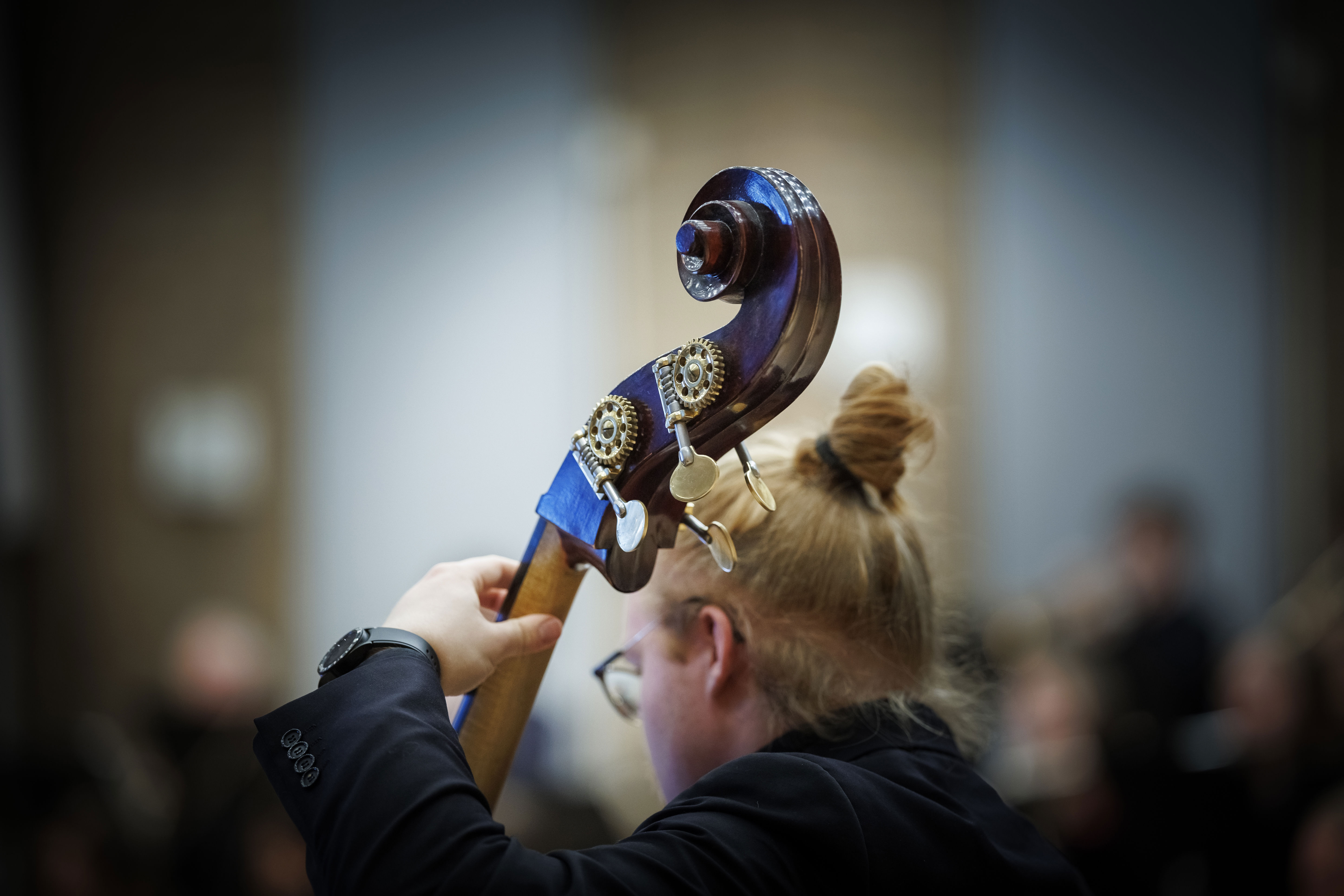 Konsertbild på ungdomarna i Norrbottens Ungdomssymfoniker 